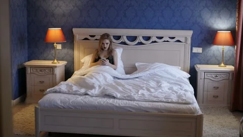 Lady is typing a message Video stock 85856785