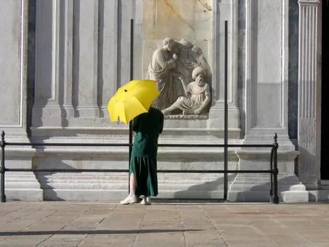 Lady with umbrella Stock-Fotos
