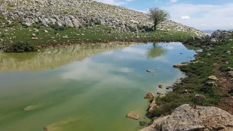 Lago di montagna delle madonie sicilia Stock Photos