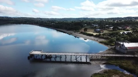LAGO Y MUELLE Stock Footage 148307706