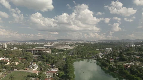 Lagoa da Pampulha com vista para Estádio Mineirão Stock Footage 165227152