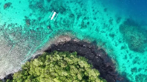 Lagoon pan down Video stock 269793819