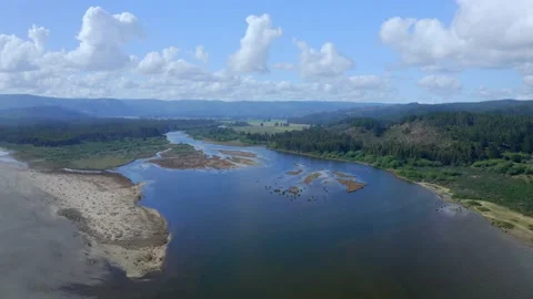Lagoon view beutiful landscape in topocalma beach, stone of the wind Vídeo Stock 167535398