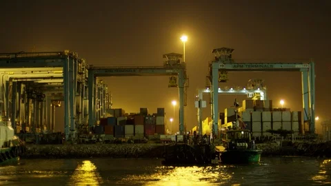Lagos Port 0010 Vidéo 105671943