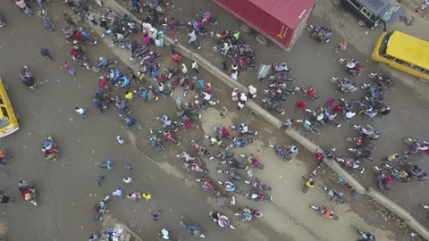 Lagos Traffic Stockbeeldmateriaal 166902215