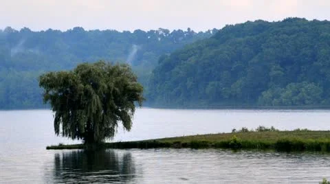 Lake 1080/24p HD Stock Footage 11150409