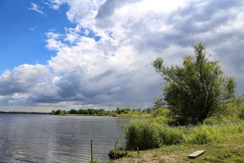 Lake and clouds Foto stock