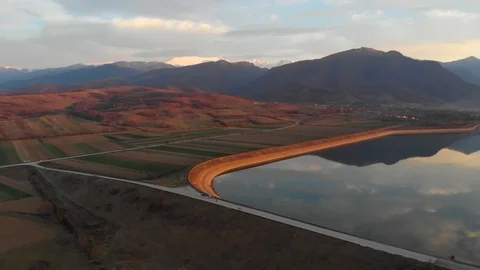 Lake and mountain 스톡 동영상 121171667