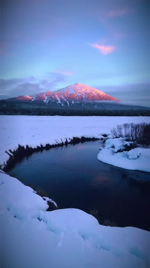 Lake and mountains in winter Stock Footage 274040792