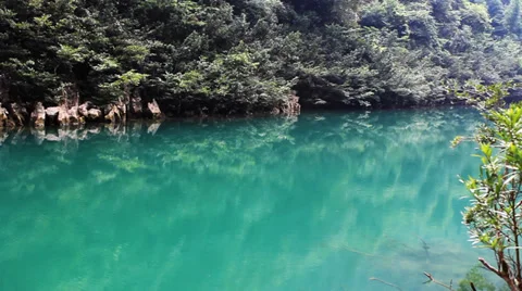 Lake and valley 動画素材 31534926