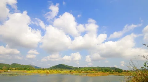 Lake with blue sky 스톡 동영상 50564924