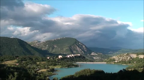 Lake Castel San Vincenzo, Abruzzo Lazio Molise national park, time lapse Stock Footage