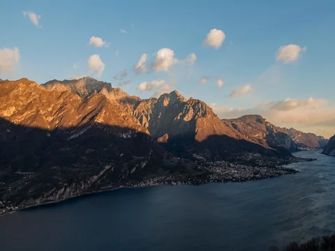 Lake Como swept by the north wind at sunset 스톡 동영상 71321976