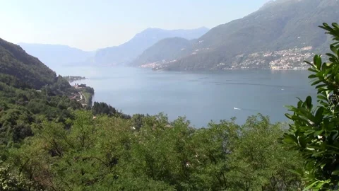 Lake Como view from Sentiero del Viandante, Wayfarer's path Vídeo Stock 140845259