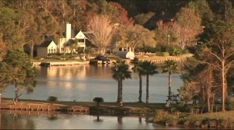 Lake conroe homes 2 Stock Footage 569593
