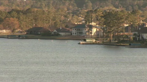 Lake conroe homes 5 Stock Footage 573835