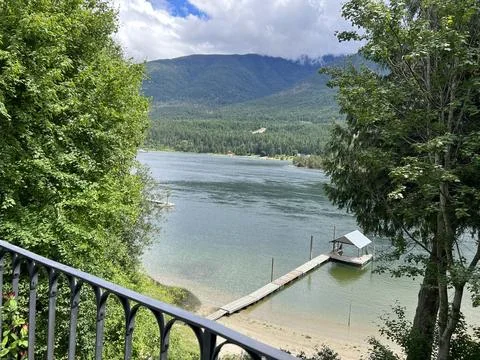 Lake, Dock, dock view, cloudy day, mountain Foto stock