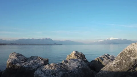 Lake Garda in winter 库存影片 86894794