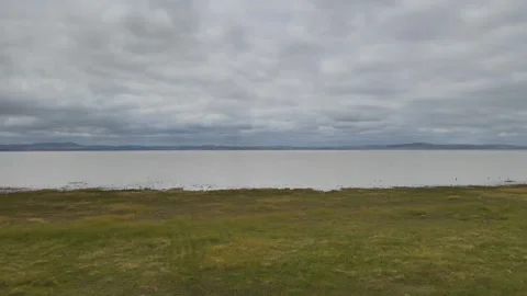 Lake George Alternative Fly Over Overcast Day Vídeos de archivo 252010844