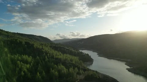 Lake in the hills Video stock 319929262