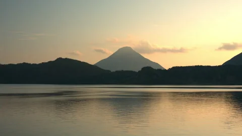 Lake Ikeda at dusk  스톡 동영상 161856436