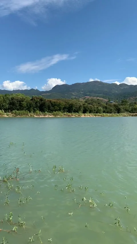 Lake at Inle Lake Stockbeeldmateriaal 343754751