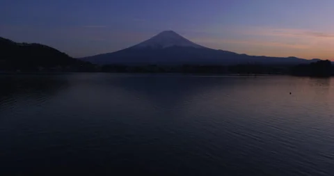Lake Kawaguchi Sunset Video stock 332897589
