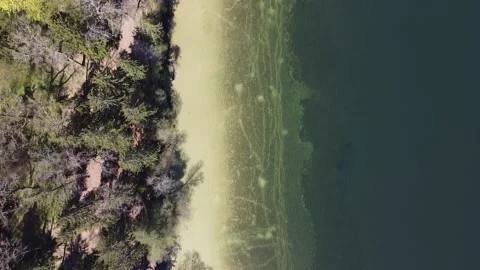 Lake lens of the earth Video stock 194492128