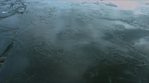 Lake Mälaren ice Vídeo Stock 109545854
