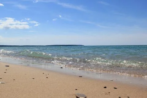 Lake Michigan's sandy shore Stockfoto's