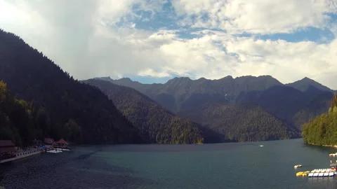 Lake in mountains timelapse Video stock 91890866