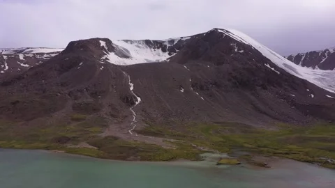 Lake Pater-Bashik in the mountains of the Central Tien Shan. Kyrgyzstan Stock Footage 277678807