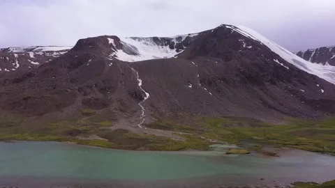 Lake Pater-Bashik in the mountains of the Central Tien Shan. Kyrgyzstan Stock Footage 279396596