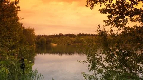 Lake with Red Cloud Fotos Stock