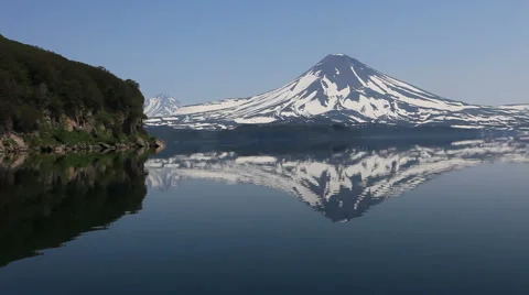Lake, rocks 스톡 동영상 879763