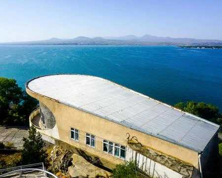 Lake Sevan 70s Building Foto stock