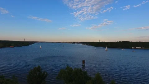 Lake from the shore birdview Video stock 93760906