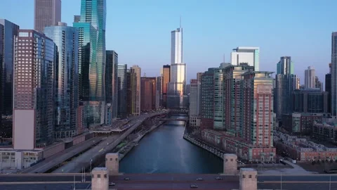 Lake Shore Drive Outer Bridge Video stock 158458255
