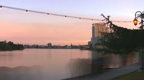 Lake side pedestrians warp Video stock 34964068