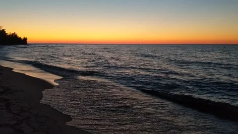 Lake Superior Glowing Sunset Видео 277995912