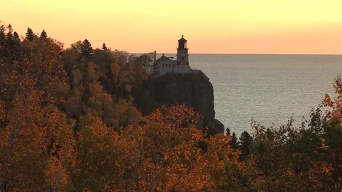 Lake Superior Series- Split Rock Lighthouse Dawn 스톡 동영상 81644344