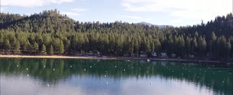 Lake Tahoe Docking Area Fly Over 動画素材 169551096
