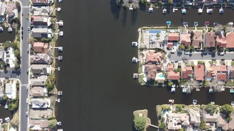 Lakefront Homes Video stock 166524519