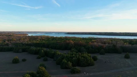 Lakeside Park Fly Over 動画素材 326554205