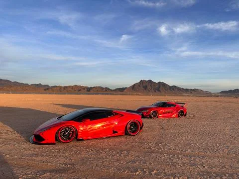 Lamborghini in desert Foto stock
