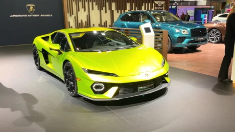 Lamborghini Temerario mid-engine plug-in hybrid sports car Video stock 300172204