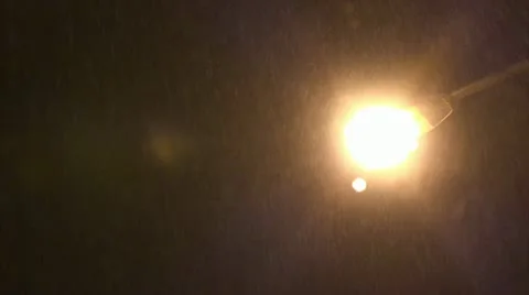 The lamp and the rain 2 Vidéo 21456817