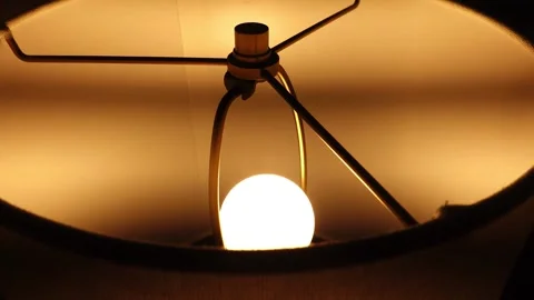 Lamp Vidéo 152096219