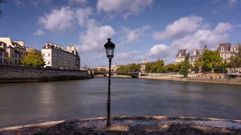 A lamp post in Paris Stock Footage 325562573
