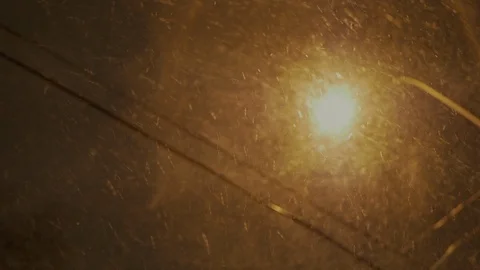 Lamp post in the snow. Video stock 104018387